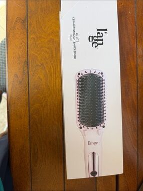 Lange Ceramic Straightening Brush in Blush Pink